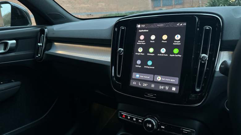 Volvo XC40 2.0 B3P Plus Black Edition 5dr Auto Petrol Estate